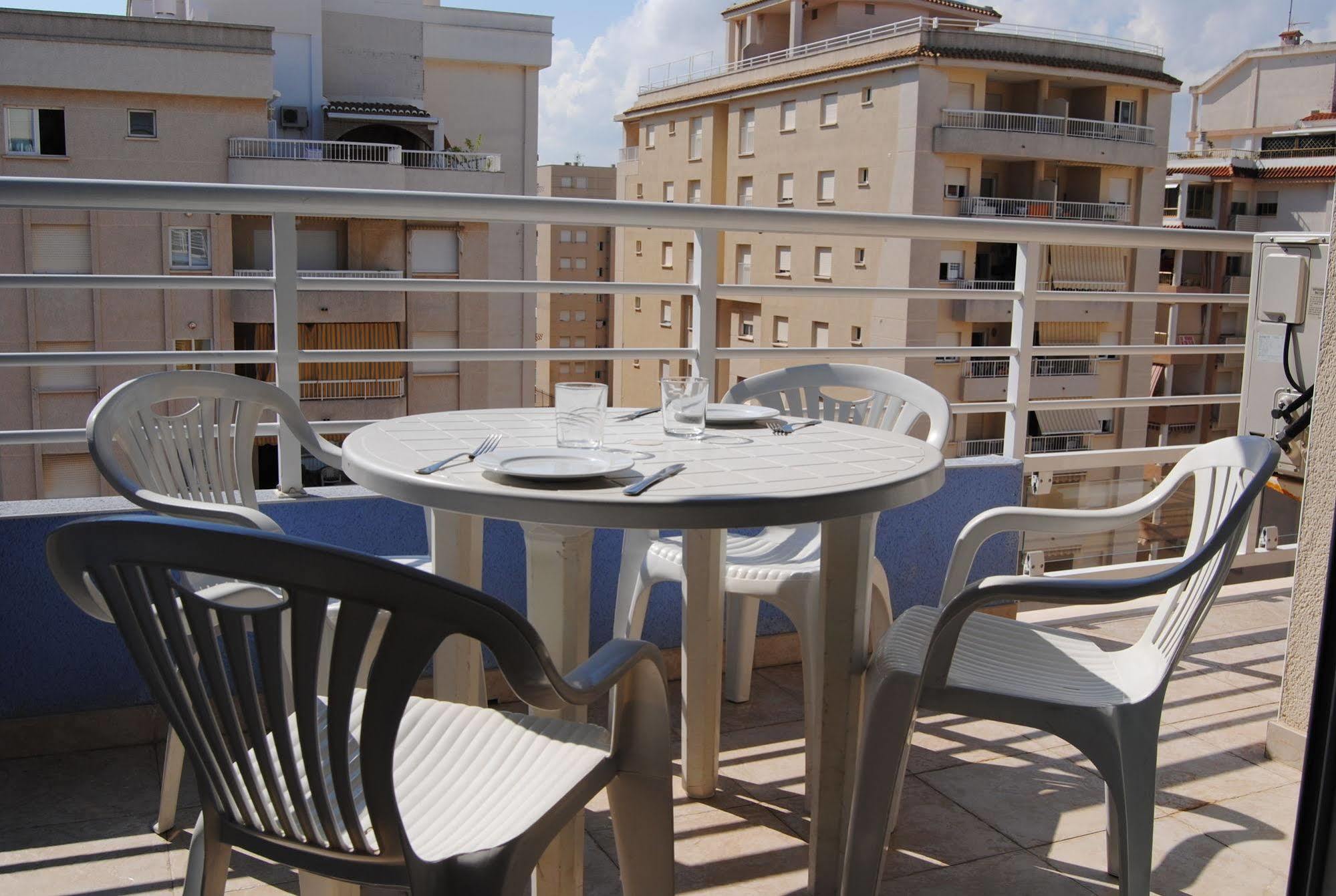 Apartamentos Marblau Peredamar-Julio Y Agosto Solo Familias Gandía Buitenkant foto
