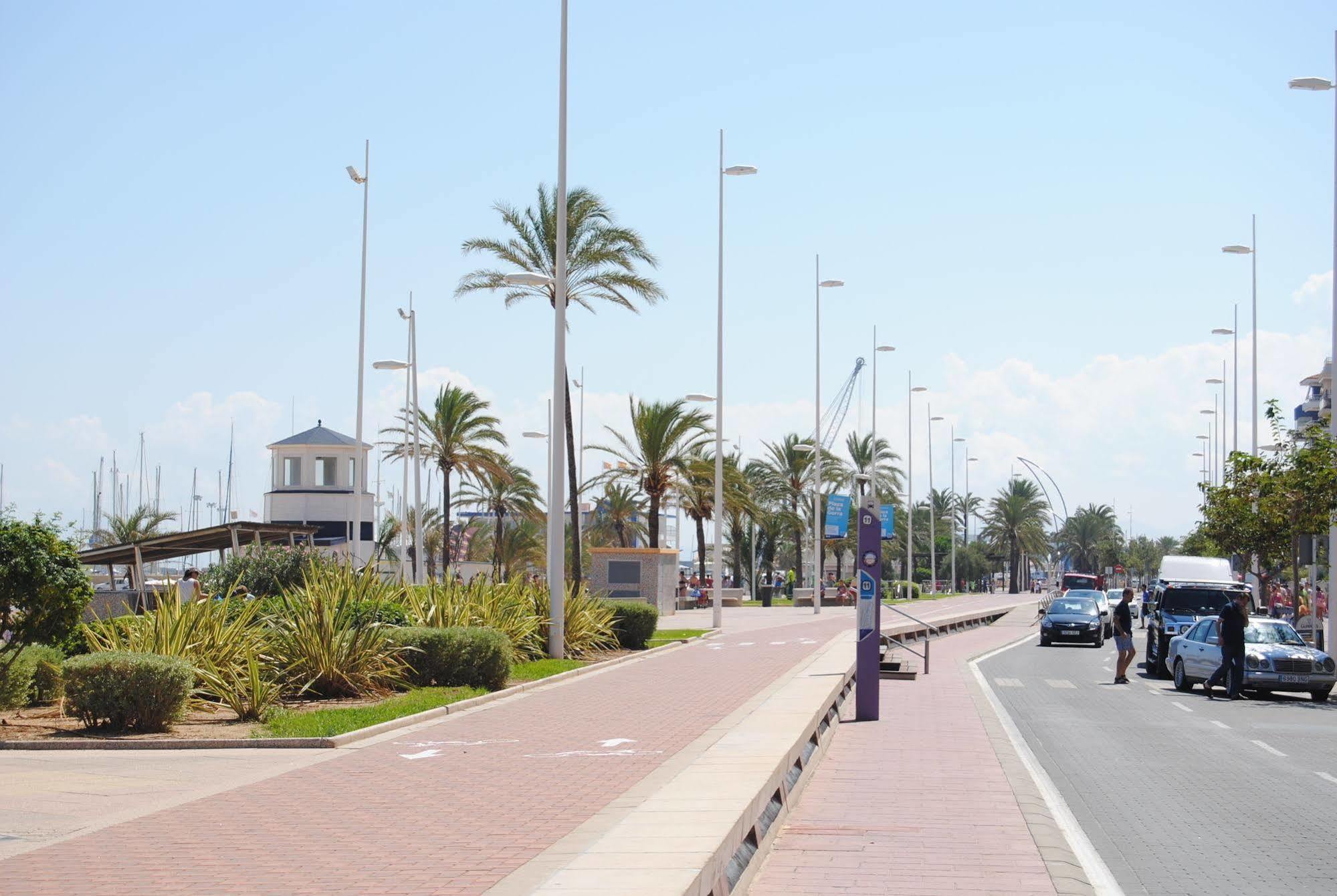 Apartamentos Marblau Peredamar-Julio Y Agosto Solo Familias Gandía Buitenkant foto